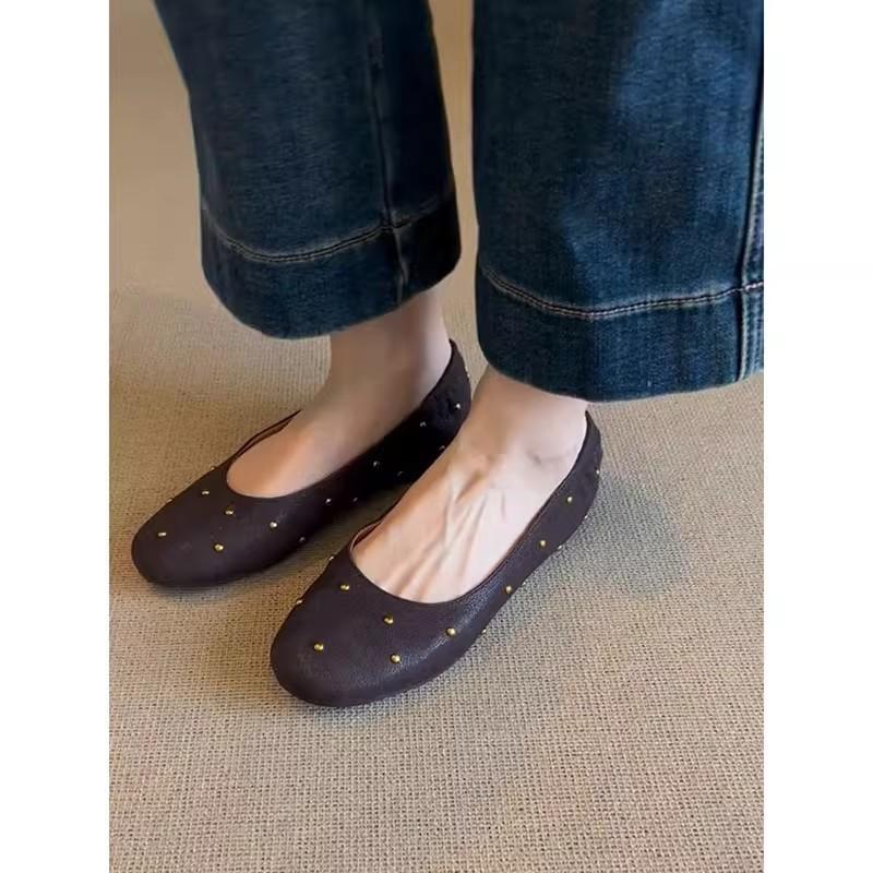 Sheepskin Version~ 2025 Spring and Autumn New Round Head Rivets Shallow Mouth Single Shoes Women's Flat Shoes French Ballet Shoes Grandma Shoes