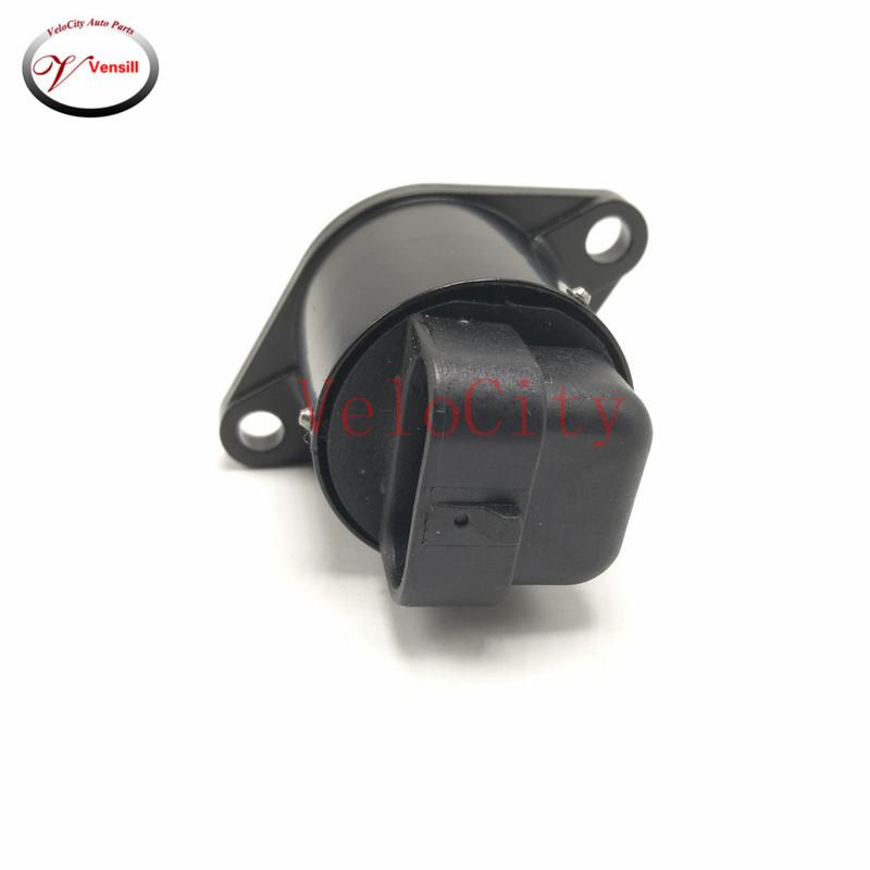 IAC Idle Air Control Valve Fits For VW Golf Parati Saveiro Part No# B34/01 026906247 40439102
