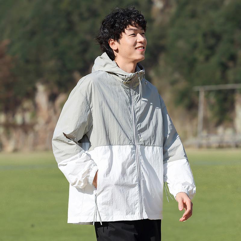 Summer Jackets Men Windbreaker Coats Hooded Outwear Camping Sunscreen Clothing Hiking Fishing Wearing Men Sportwear