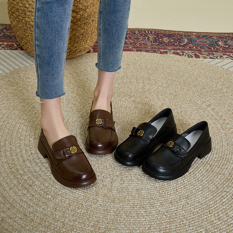 First layer cowhide retro camellia soft sole leather loafers women's Korean version one-pedal small leather shoes genuine leather mother shoes