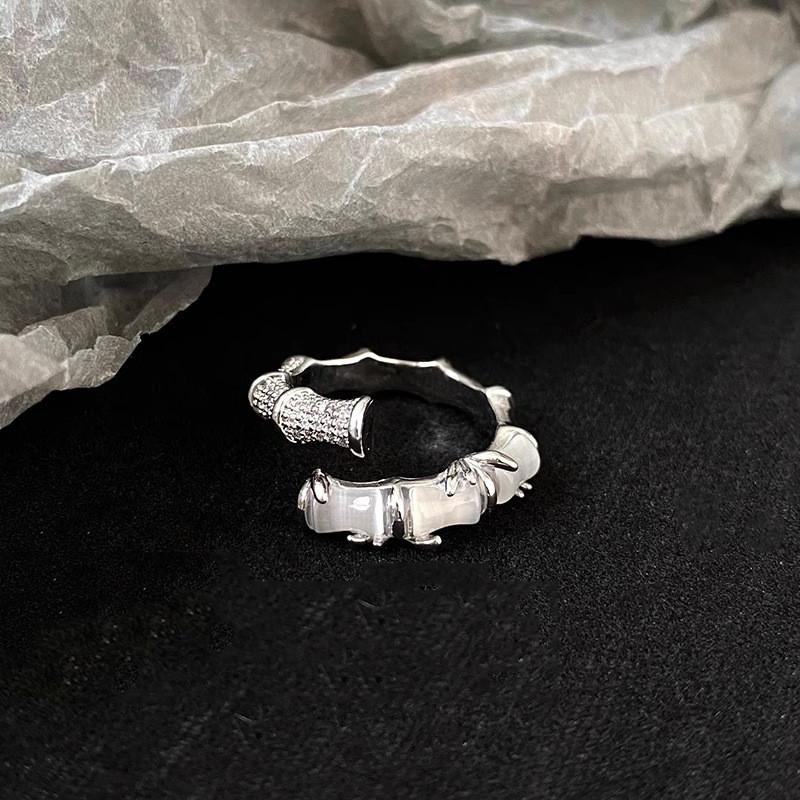 

Бамбуковое Роскошное Геометрическое Кольцо Для Женщин Стильное Регулируемое Медное Ювелирное Изделие для Пальца Модный Аксессуар Мода