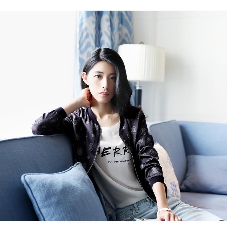 Korean-Style Women's Baseball Jackets: Fashionable, Versatile, and Zippered Long-Sleeve for Spring and Autumn.