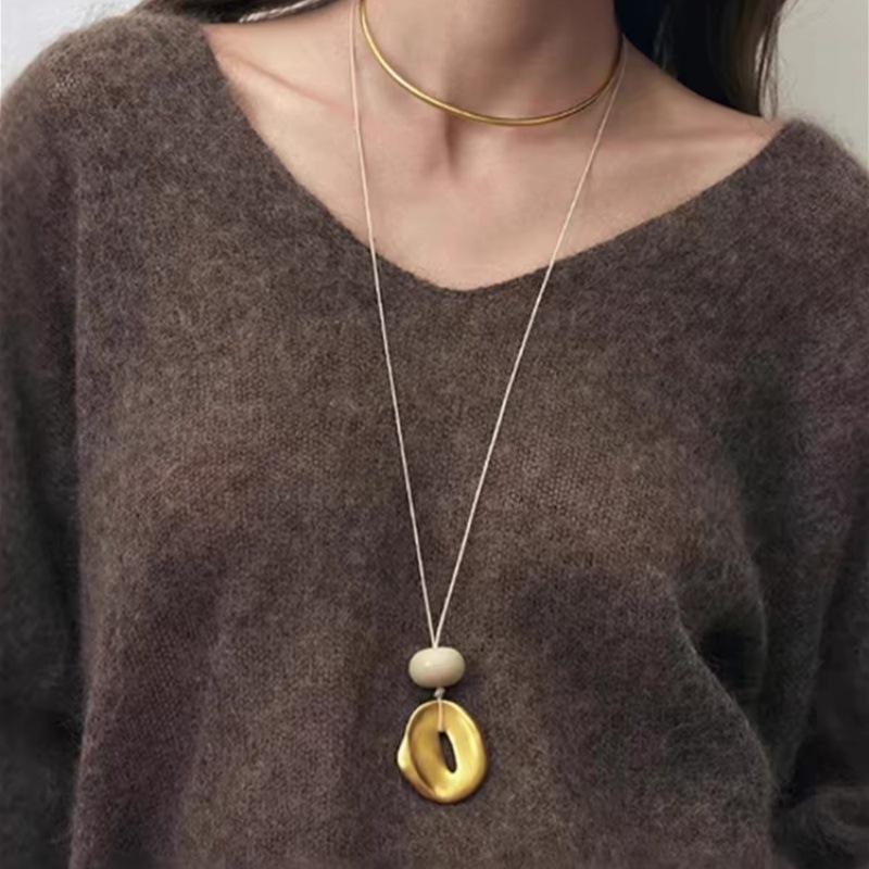 Niche Personality Fashion High-Altitude Wind Pocket Irregular Ring Pendant Collarbone Chain High-End Long Pull Rope Necklace