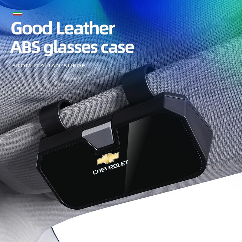 Boîte à lunettes pare-soleil de voiture Clip pour lunettes de soleil Porte-carte Ticket Pour Chevrolet Corvette Montana TrailBlazer Silverado Traverse Camar
