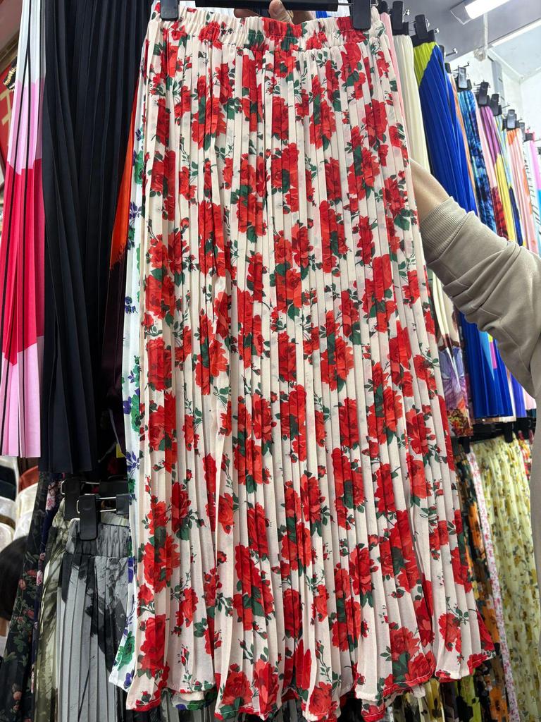 European & American Pleated Print Midi Skirt, Soft Chiffon Fabric, High Waist, Versatile Style