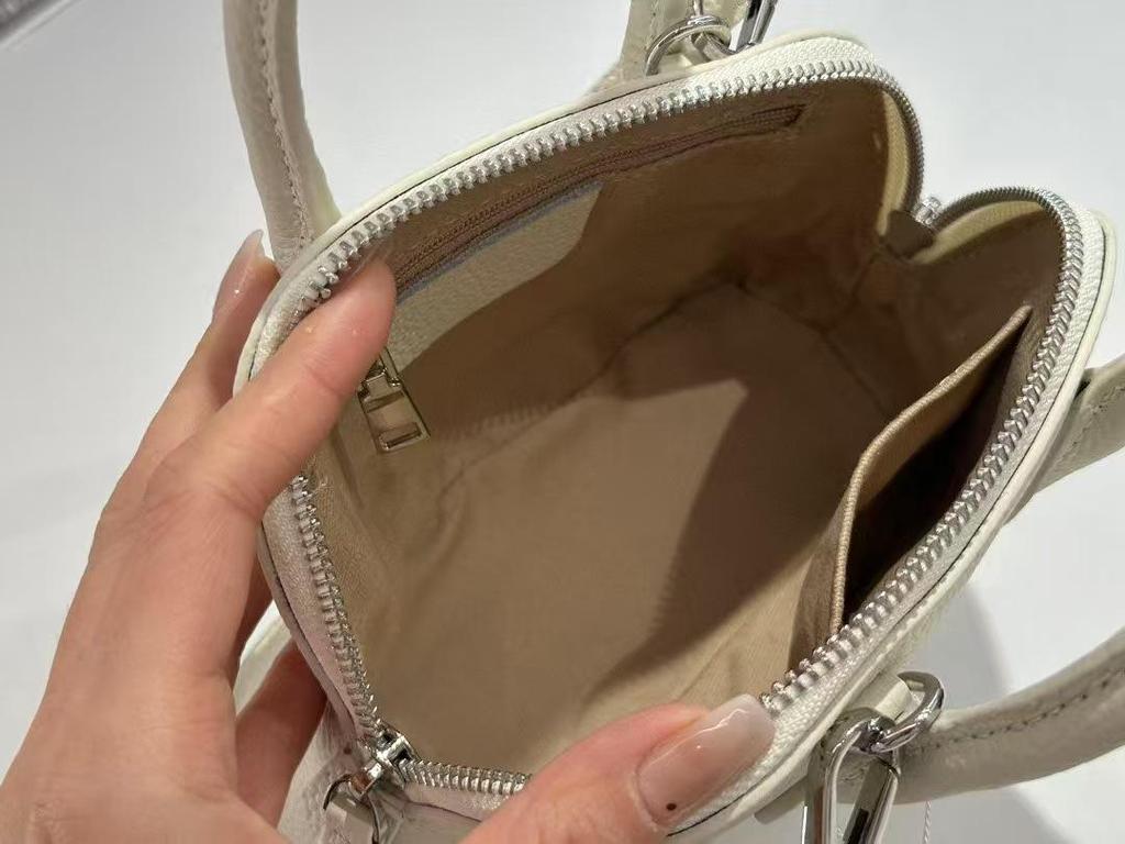 Trendige Mini-Umhängetasche aus echtem Leder im Bowling-Stil für Damen 2025