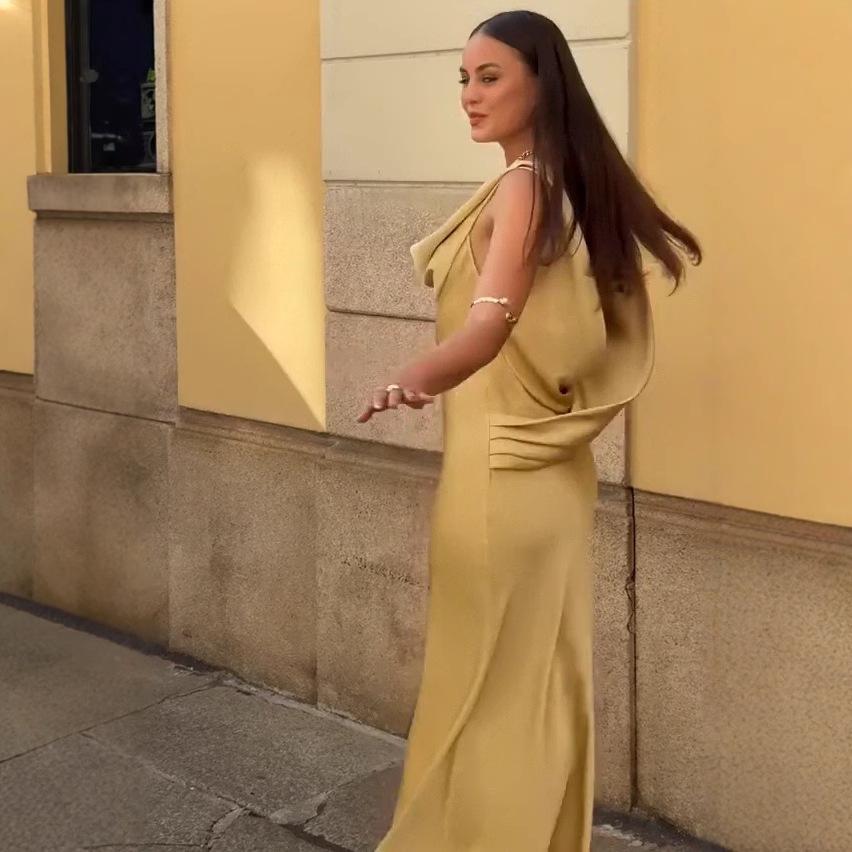 2025 Sommer Damen Europäisches und Amerikanisches Rückenfreies Wasserfallkragen Abendkleid