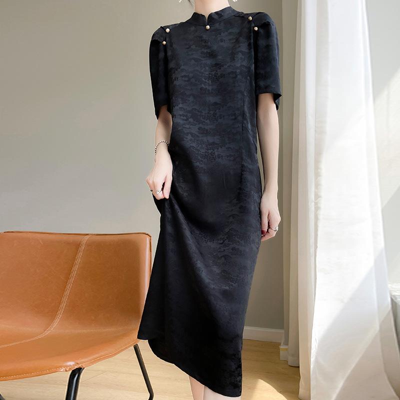 

Модифицированное платье ципао в китайском стиле для женщин, атлас из уксусной кислоты, разрез, юбка миди, ретро стиль, воротник-стойка, юбка ципао 2XL чёрный