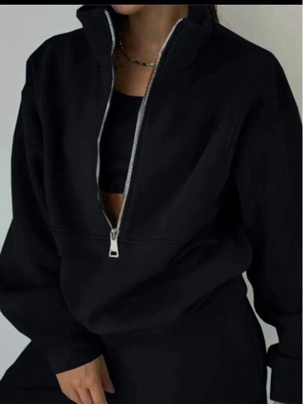 Mode Femme Européenne & Américaine Sweat-shirt Style Japonais: Ensemble deux pièces tricoté en polaire premium de couleur unie, Collection 2023.