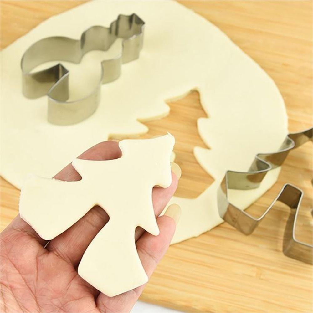 3D Gingerbread House Cookie Cutter Set Three-dimensional Multi-specification Fondant Cutter Stainless Steel Baking Tool Xmas