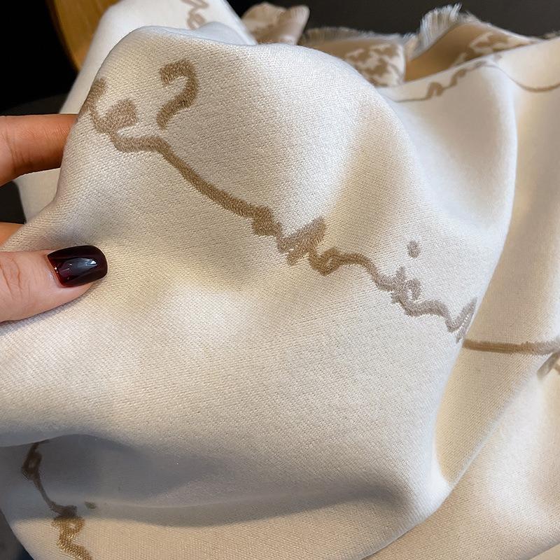 Novo cachecol quadrado feminino para outono e inverno, cachecol grosso e grande, luxuoso, macio, imitação de caxemira, para áreas externas