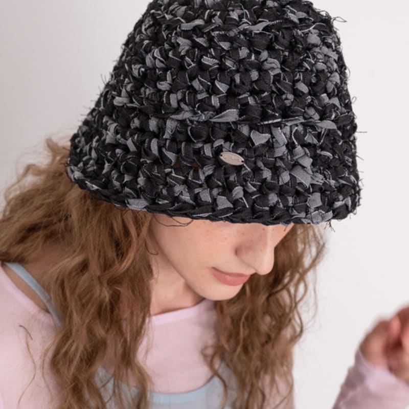 

Slowslowly №181 / Джинсовая вязаная панама крючком _ Темно-синий, светло-синий, черный Black and blue