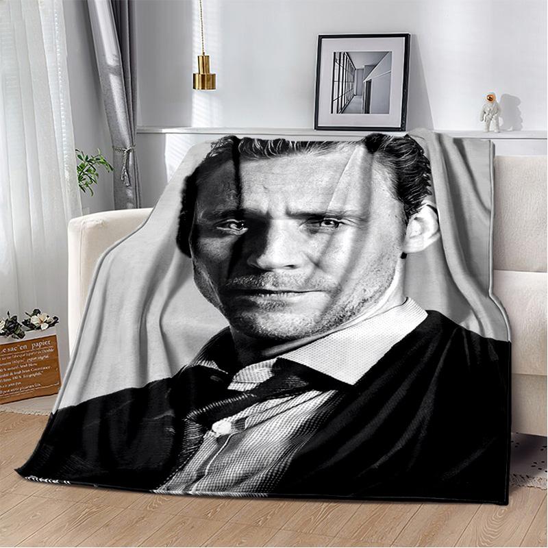 Tom Hiddleston Collage Plaid Actor Soft Plush Blanket,Flannel Blanket Throw Blanket for Living Room Bedroom Bed Sofa Picnic kids
