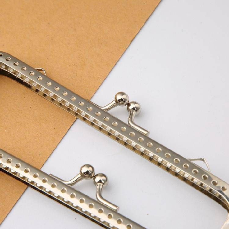 Kwadratowa Metalowa Rama Zapięcie typu Kiss Clasp Uchwyt do Torebki Rama z Zapięciem Kiss Clasp Rama do Tworzenia Torebek Kwadratowa Torebka Kopertówka Rama Rękodzieło DIY