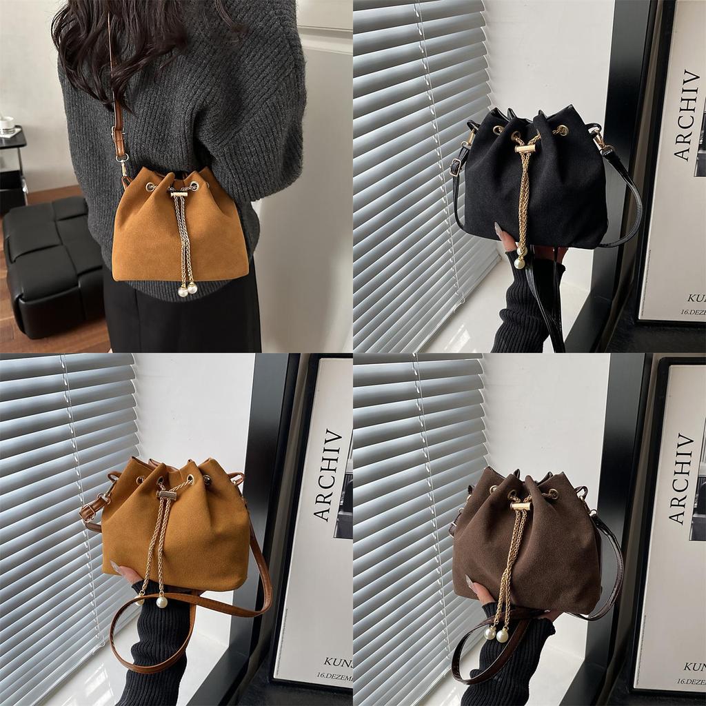 Minimalist Water Bucket Bag With Drawstring Closure For Daily Casual Wear