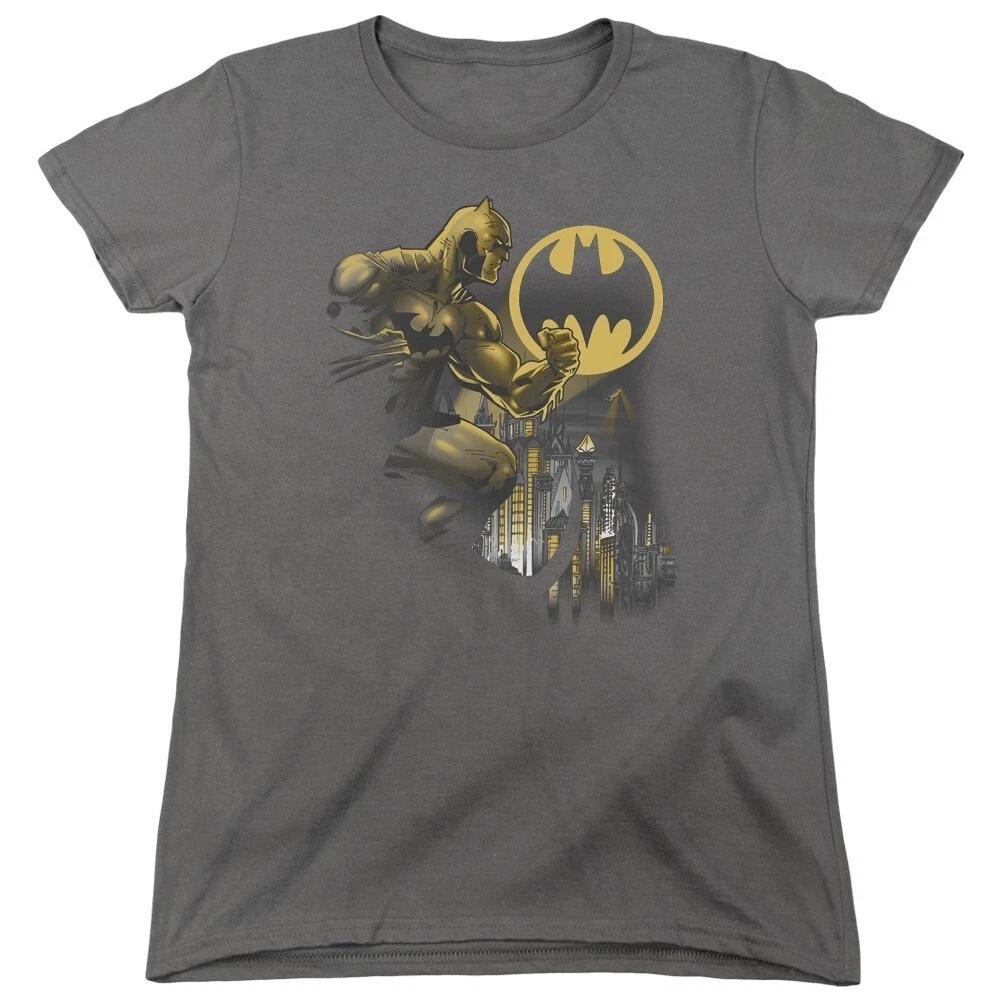 Batman  Bat Signal  Women s T-Shirt XL