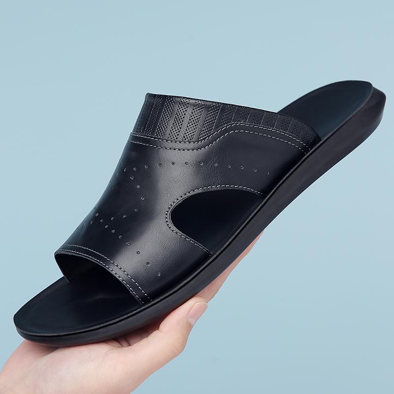 Summer Soft Slides Simple Leisure Walk Slippers for Men Lightweight Anti Slip Half Drag Beach Shoes Quick Dry Wading Aqua Shoes