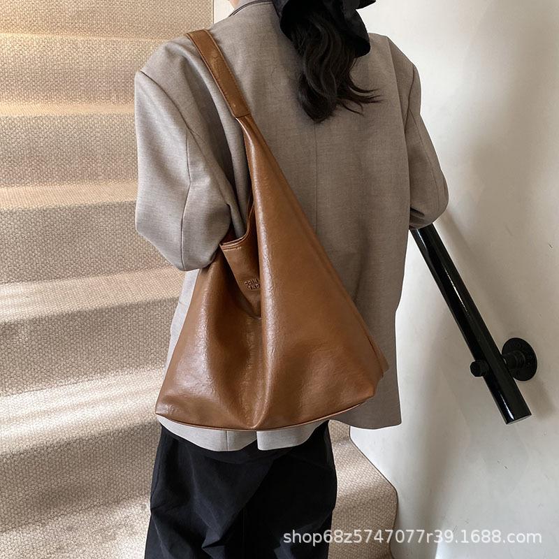 Premium texture tote bag women's large capacity autumn and winter texture commuter shoulder bag underarm bag factory shoulder bag