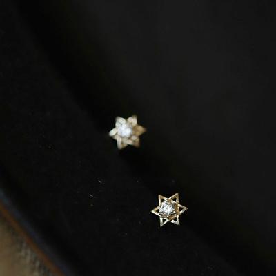 Mini Hexagram Mysterious Little Diamond Star Japanese and Korean Niche Ear Bone Nail Temperament