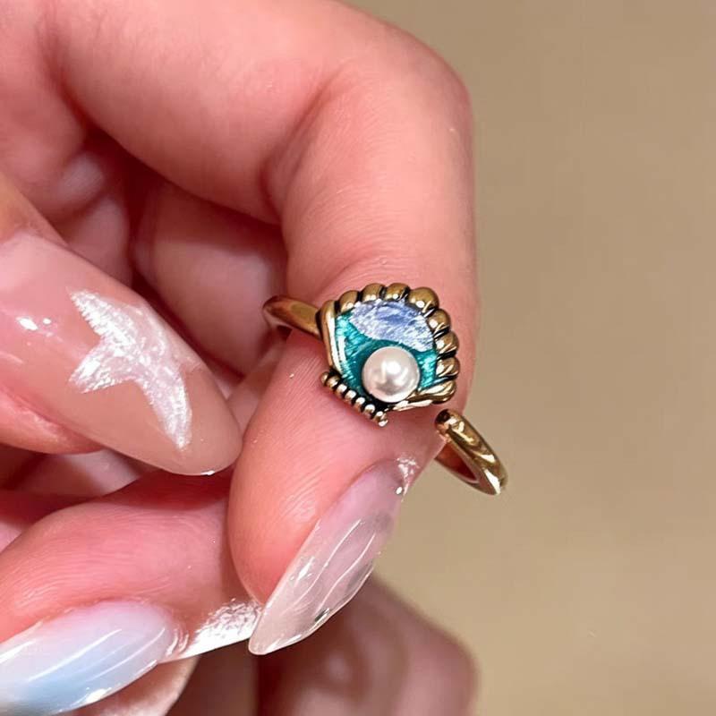 Retro Starfish & Seashell Pearl Enamel Ring for Women - Stacking Finger Accessory