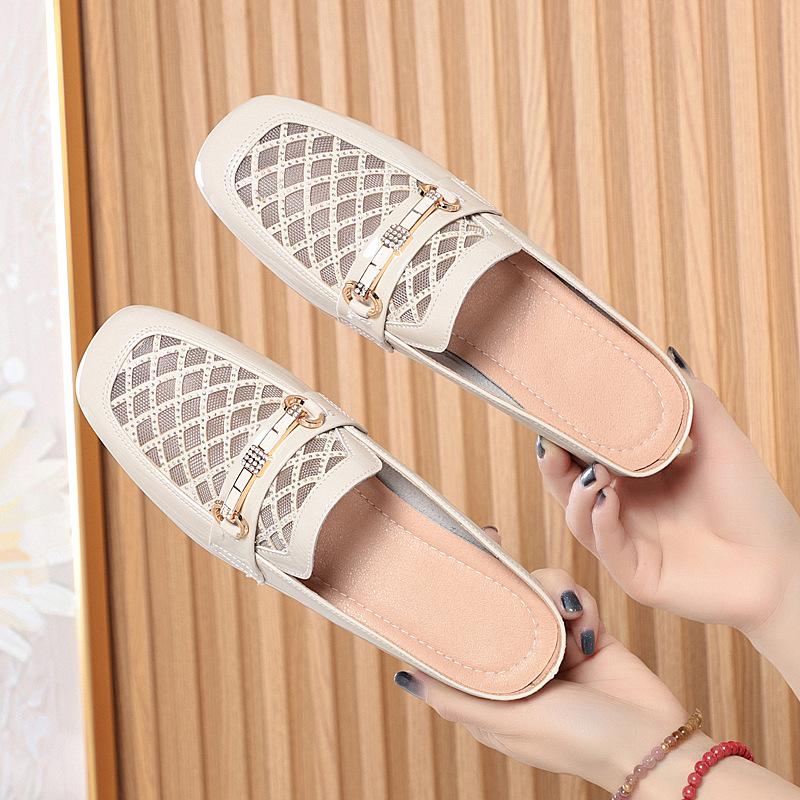 Spring and Summer Breathable Rhinestone Cowhide Sole Comfortable Hollow Single Shoes Women's Flat Fashion Sandals
