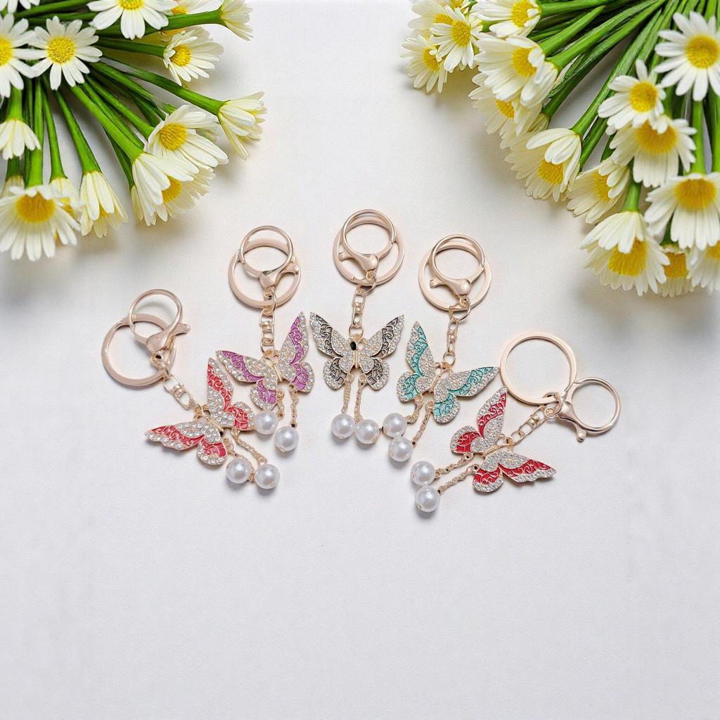 Butterfly Rhinestone Tassel Keychain: Elegant Pendant Gift for Women