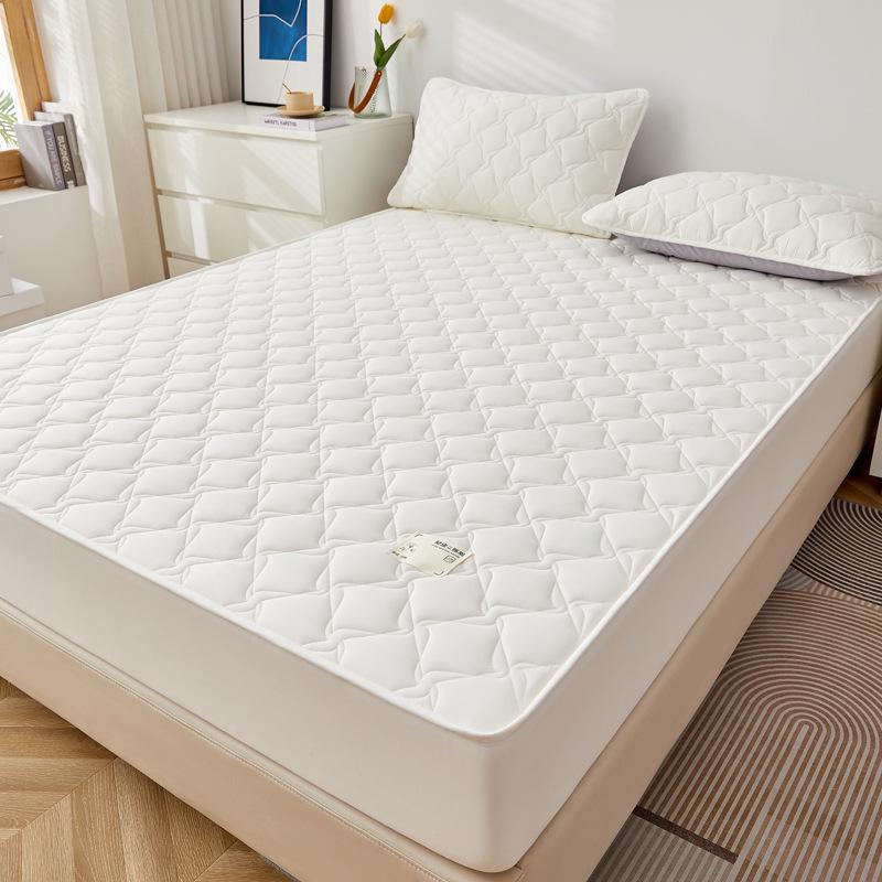2024 Skin-Friendly Waterproof and Anti-Slip Cotton Mattress Protector
