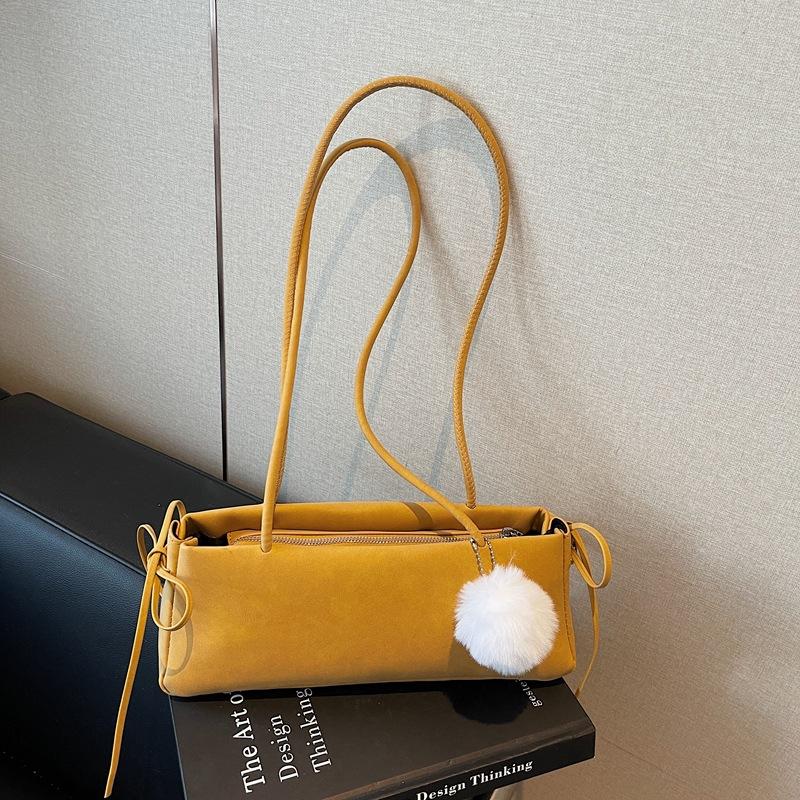 Niche Underarm Bag Women's New Trend Fashion Baguette Bag Versatile Shoulder Bag Hand Bag