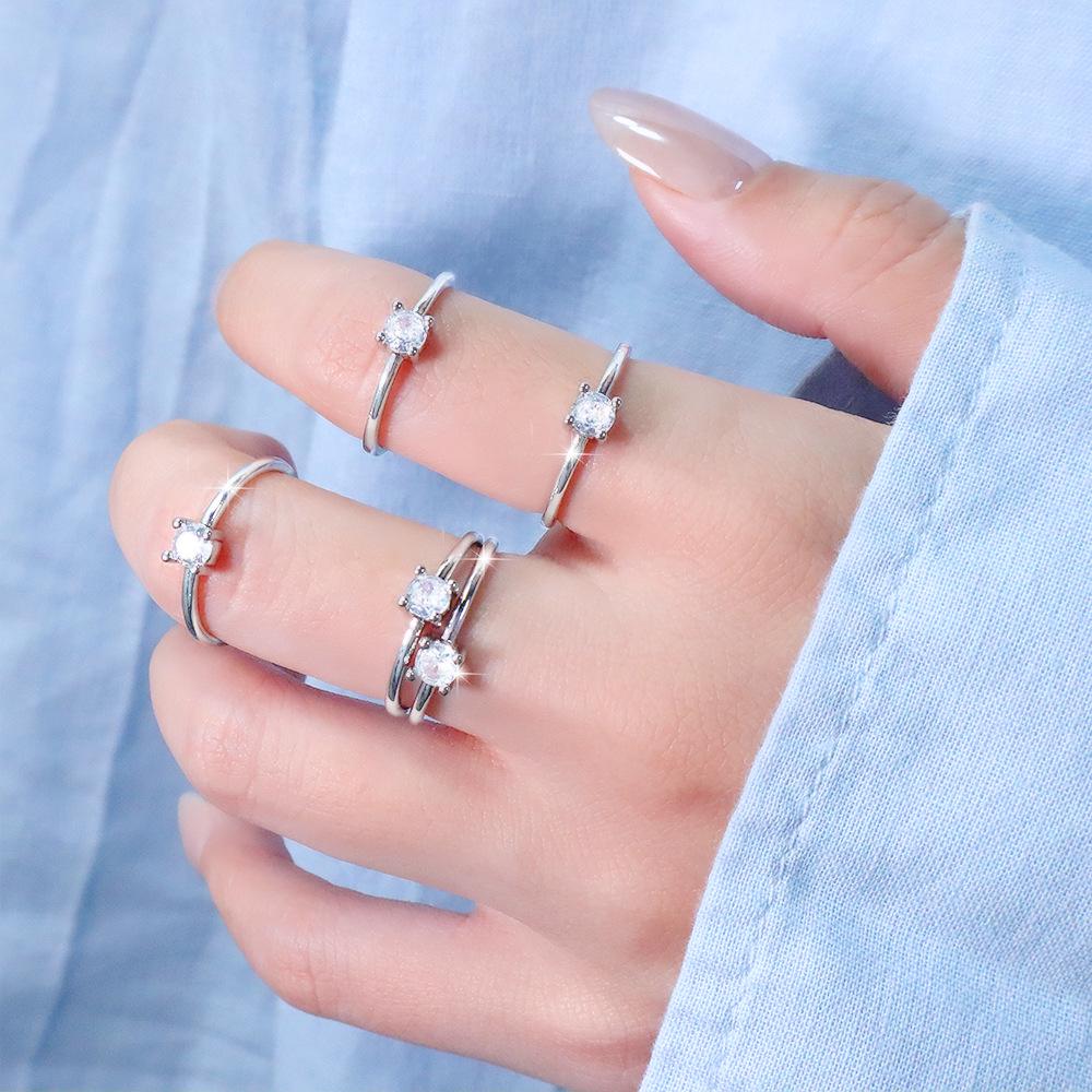 Fashionable Four-Prong Zircon Stacking Ring - Ultra-Fine Thin Band