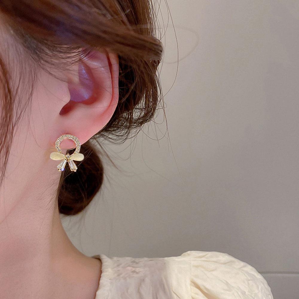 Boucles d'oreilles clous Petite Perle Aiguille Argent Tempérament Haut de gamme Géométriques Boucles d'oreilles pour Trou d'oreille Mignonnes Serties de Diamants Boucles d'oreilles Personnalisées