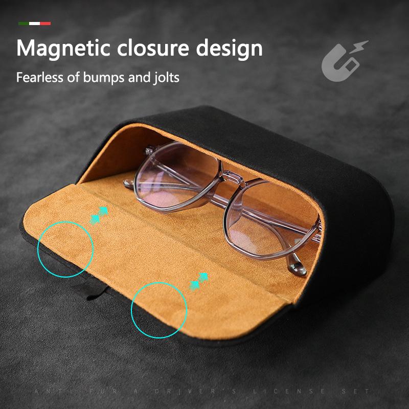 High-Quality Suede Car Sun Visor Glasses Box Car Badge Sunglasses Clips Glasses Box For BMW X1 X3 G01 X4 G02 X5 F15 F16 M3 M4 F3 QQ2