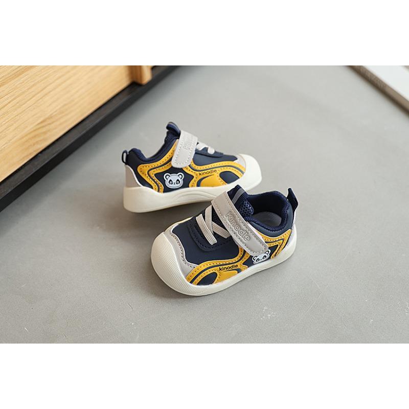 Sapatos macios para bebês e crianças pequenas outono e inverno novos sapatos para meninos e meninas sapatos esportivos infantis antiderrapantes sapatos com função chave