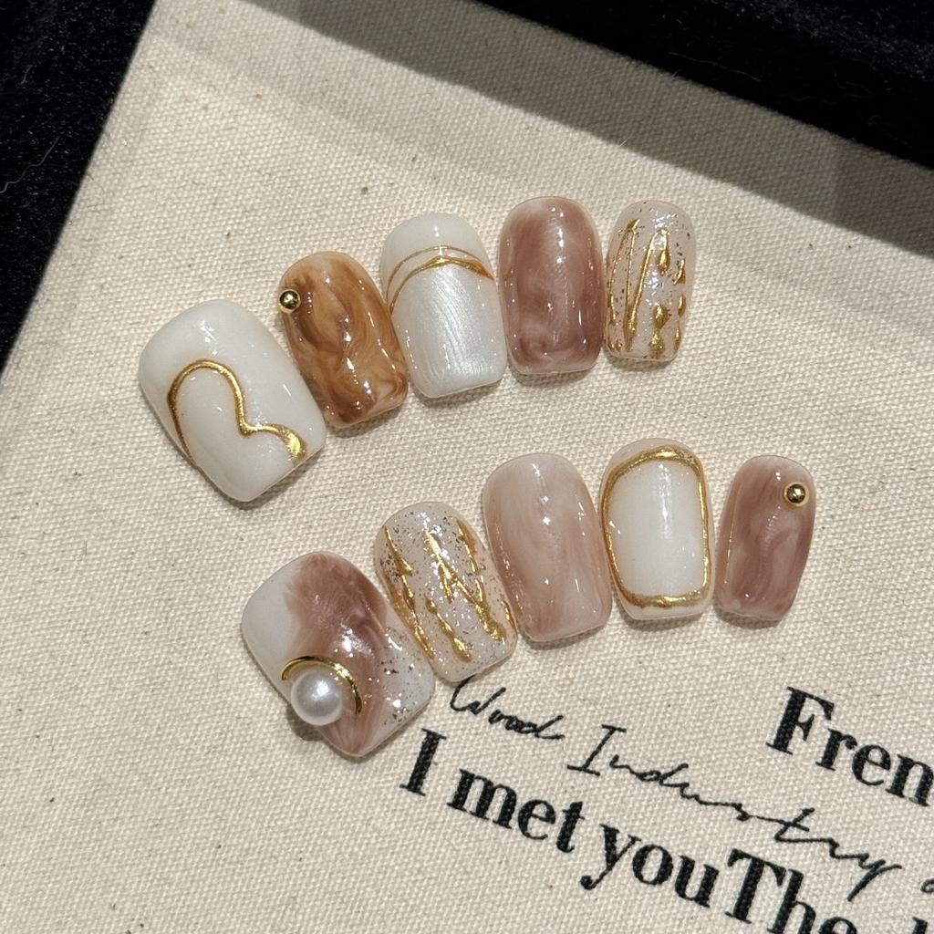 10Pcs Caramel Handmade Short Fake Nails Press On Nails Full Cover Leopard Patterned Amber Design Manicure Wearable Nail Tips Art