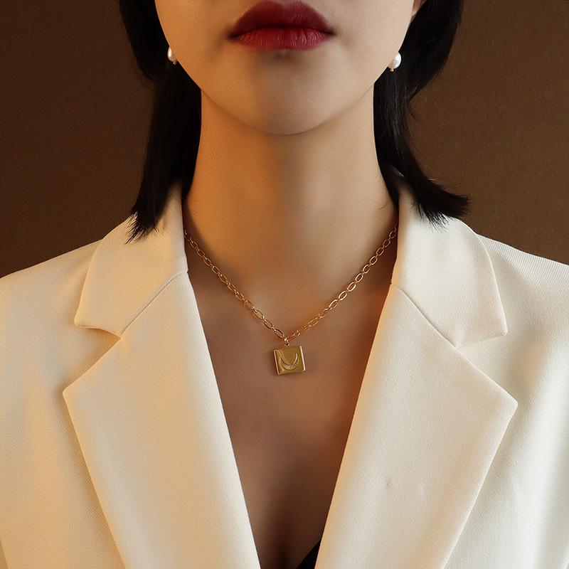 French Starry Sky Moon Square Necklace, Gold-Plated Titanium Steel, Personalized Design, Fashionable and Colorfast Jewelry.