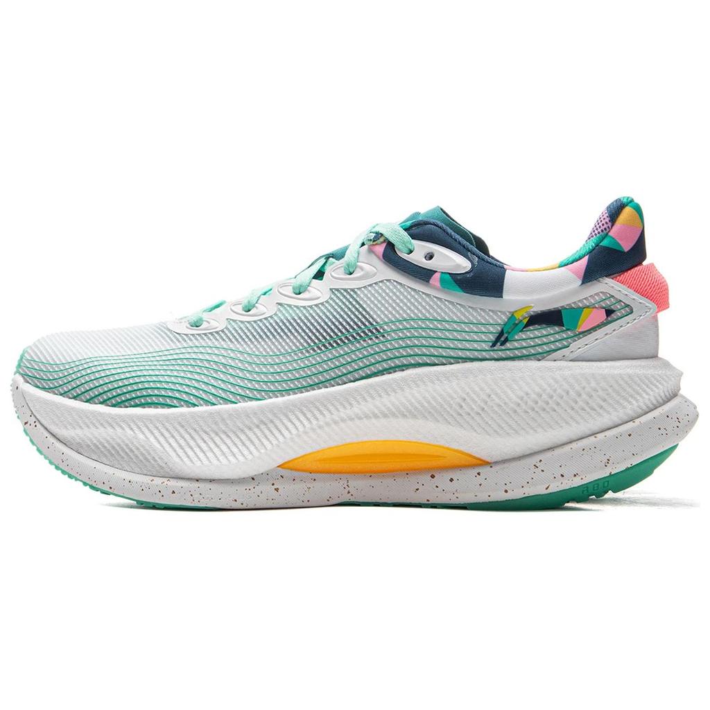 New LiNing Yueying 4PRO Cushioning Anti Slip And Wear Resistant Support Rebound Low Top Running Shoes Women's White Green ARHU014-5