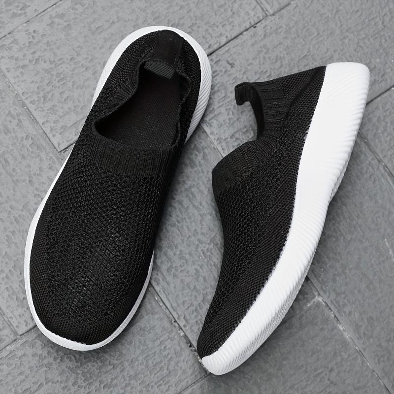 Summer Fashion Women's Sports Shoes Made of Breathable Flying Woven Fabric