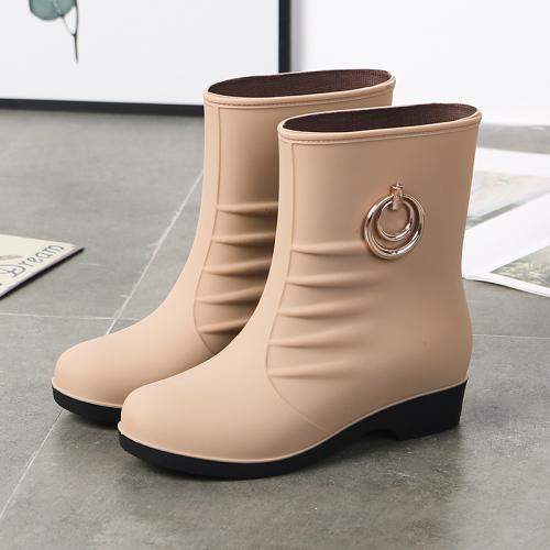 Fashion Plus Velvet Rain Boots Korean New Female Students Non-slip Waterproof Shoes Winter Women Warm Tube Rain Boots Autumn PVC