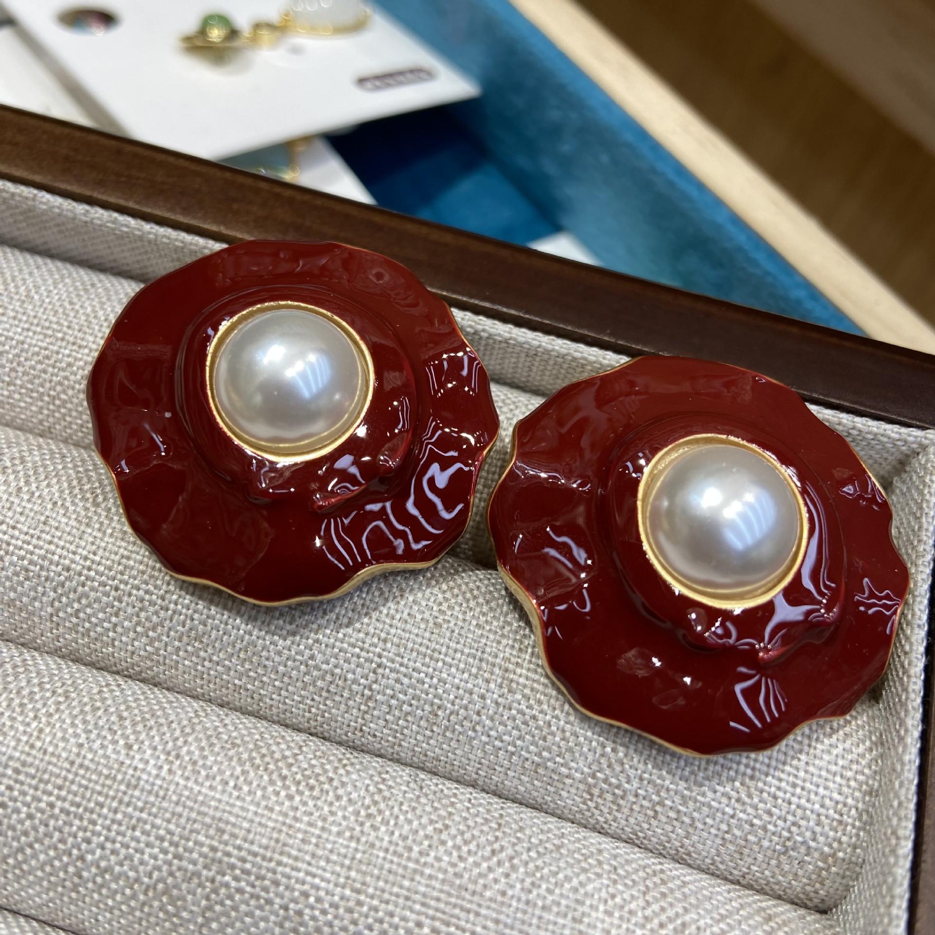 French Drip Burgundy Flower Earrings Retro High-End Temperament Earrings Commuter Versatile Earrings Women