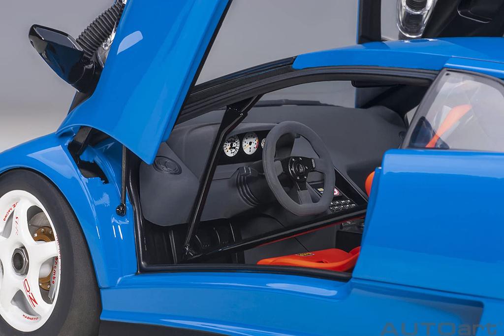 AUTOart 1/18 Scale Lamborghini Diablo SV-R BLU LE MANS (Blue) Finished Model 79148