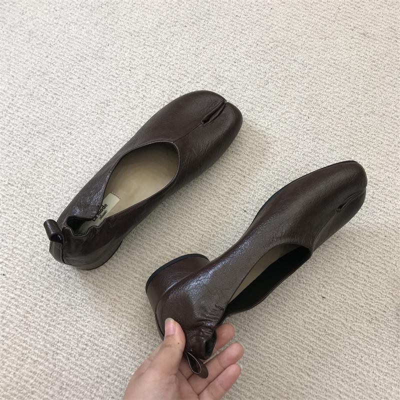 Fashion IPPEUM Women Split Toe Shoes Ballet Flat Mary Janes  2024 New Black Pu Leather Flats Ballerina