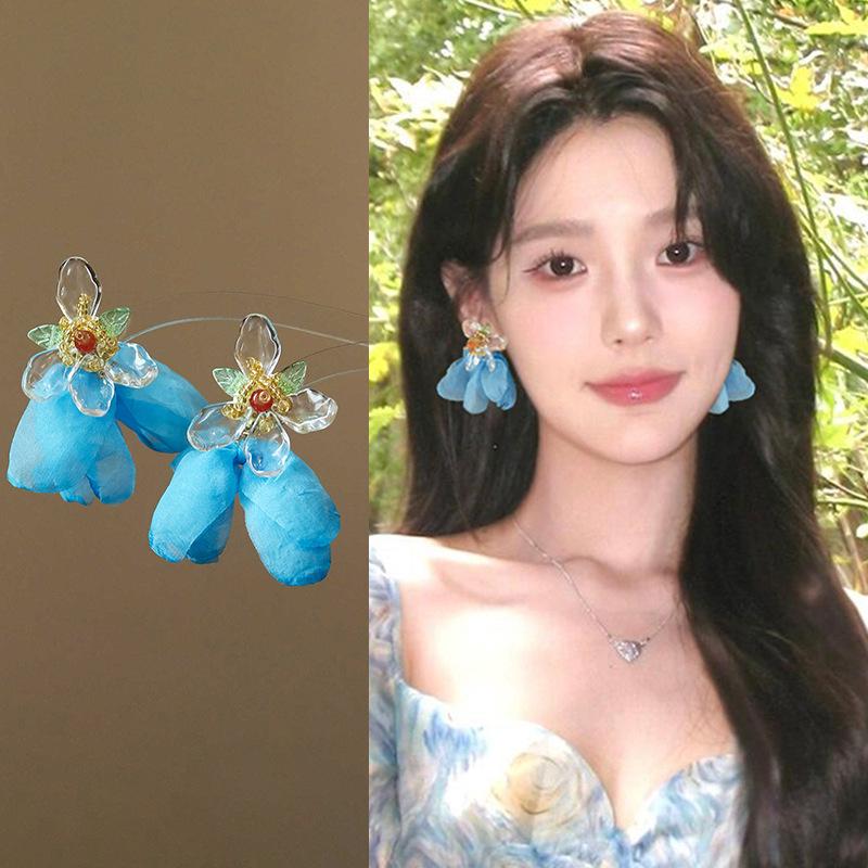 Resort Style Sunflower Earrings - Spring/Summer 2025 Collection for Women