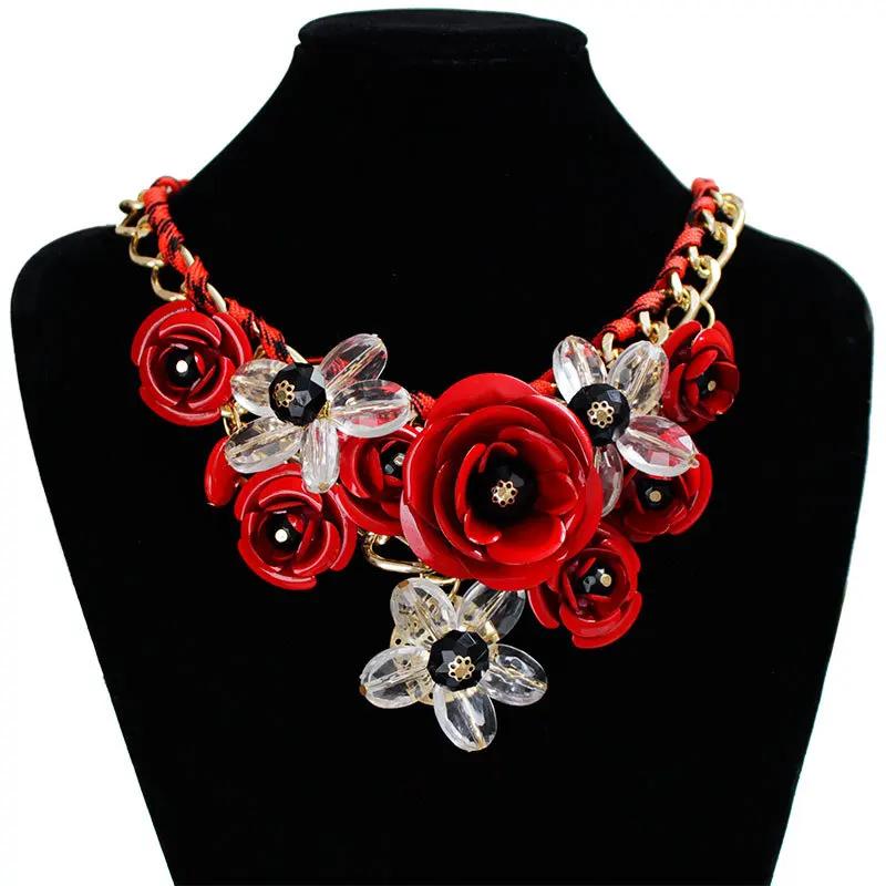 Collana con catena dorata stile punk, corda intrecciata, ciondolo fiore colorato, moda esagerata, stile nazionale, collana da street style