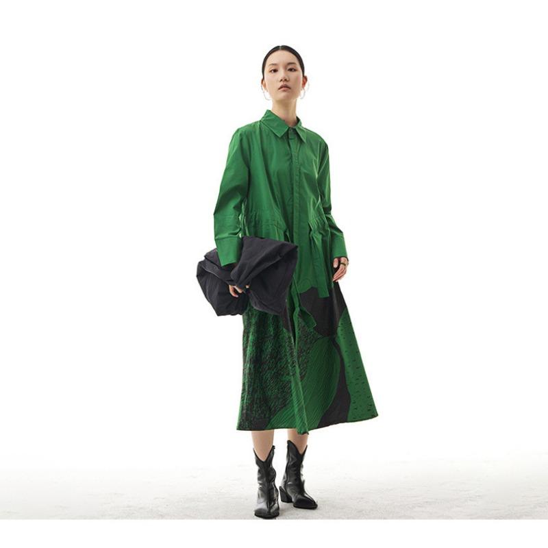 Štýlová bunda Hepburnová Nadmerná veľkosť Dámska Jarná a jesenná Temperament Pôvodná Abstraktná Potlač Šaty s kravatou Voľné