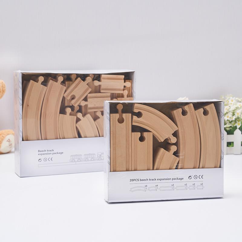 Elektrisk togsett i tre - Kompatibelt med Thomas