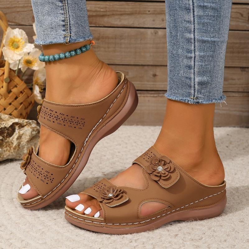 

Women s New Summer Wear Flower One-line Solid Color Round Toe Casual Fashion Women s Flat Slippers 43 коричневий