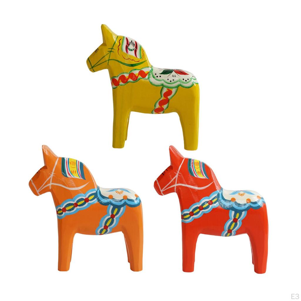 Sběratelská figurka koně Dala pro domácí a kancelářskou expozici