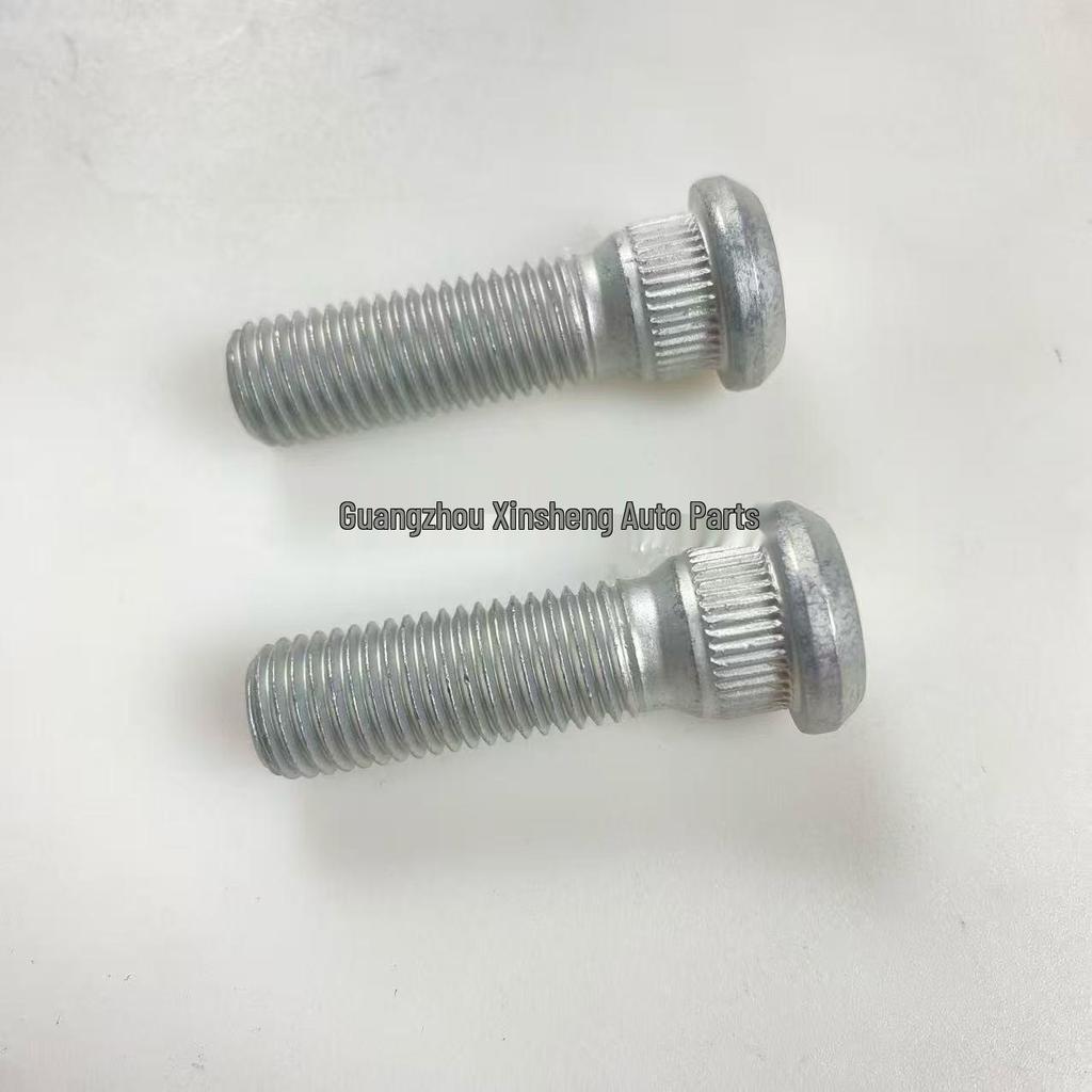 90942-02081 past op wielmoeren van de Toyota Hilux.