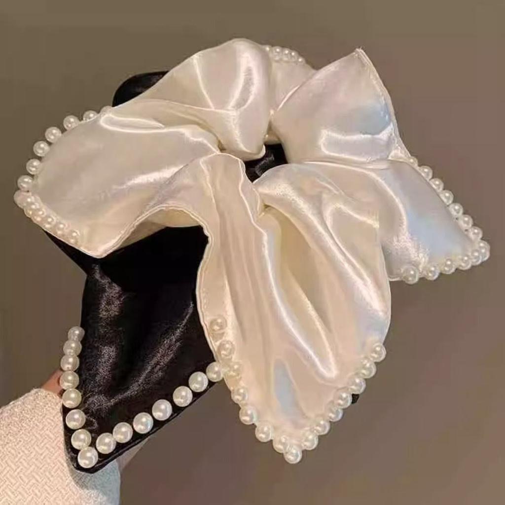 Luxury Satin Pearl Square Scrunchie Elegant Hair Tie For Women