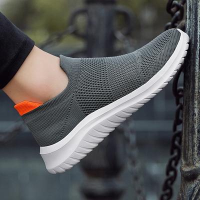 Heißer Verkauf Herren Freizeitschuhe Ultraleicht Bequeme Laufschuhe Unisex Herren Damen Sockenmund Sneaker Tenis Masculino Zapatillas