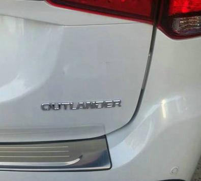 AAZQ1 1pcs 3D ABS for OUTLANDER Car Letter Emblem Fender Side Rear Tail Trunk Decals Badge Sticker Decal Styling Auto Accessories